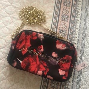 VS Floral shoulder or crossbody bag w/ gold chain